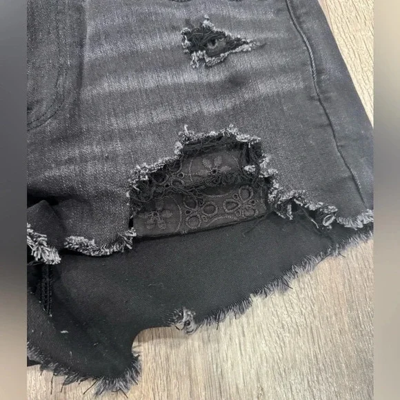 American Eagle Ae Next Level Women's High-Waisted Destroyed Denim Shorts - Picture 5 of 9